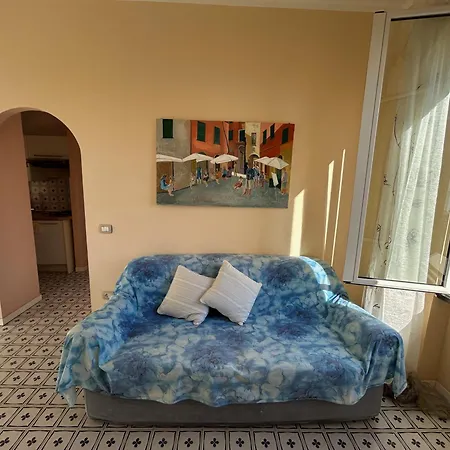 Lägenhet La Casa Di Lucy Cosy *